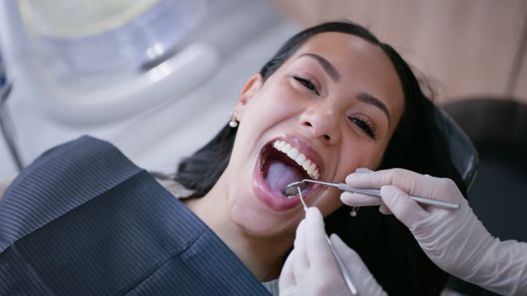 Emergency Dental Services in Highgrove, CA